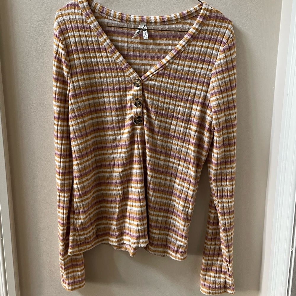 Mudd sweater